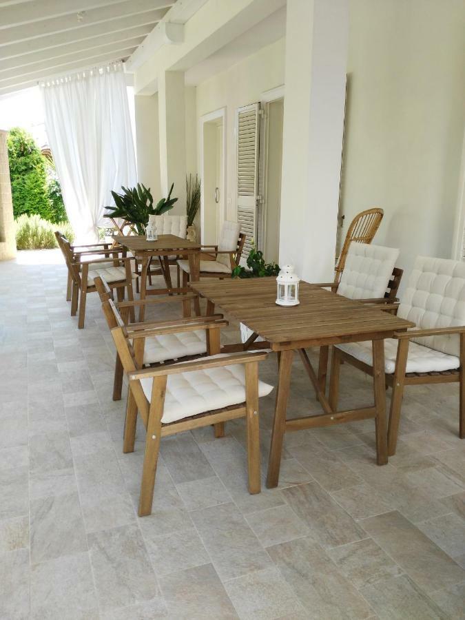 I Salici Villa Marina di Massa Eksteriør billede